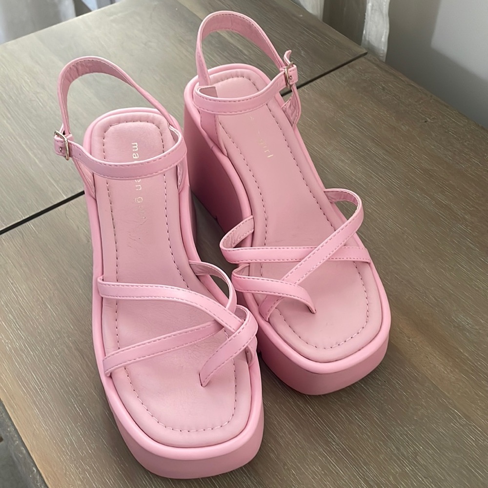 Pink platform sandal
